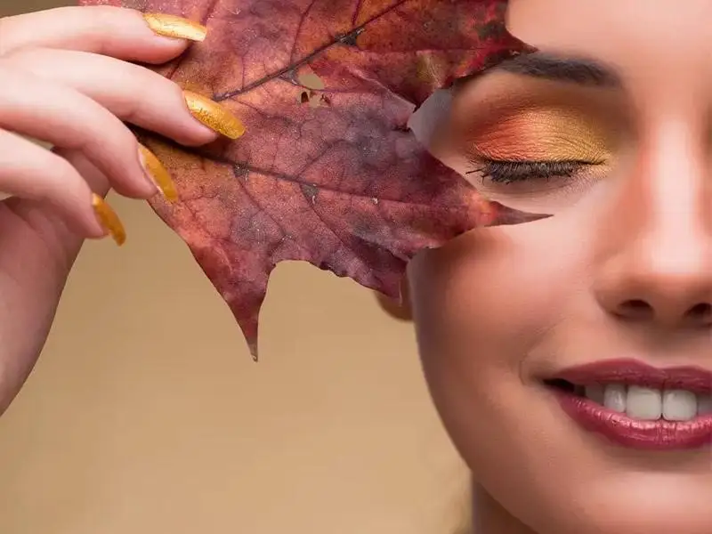 روتین پوستی پاییز؛ مراقبت تخصصی از پوست خشک و چرب